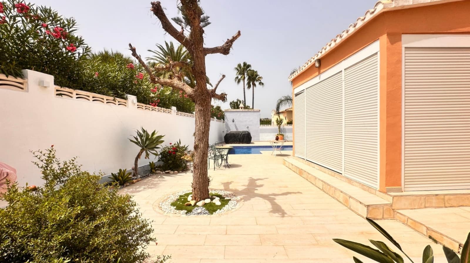 3 sypialnia Willa na sprzedaż w Denia z basenem garażem - 742 000 € (Ref: 10009994)