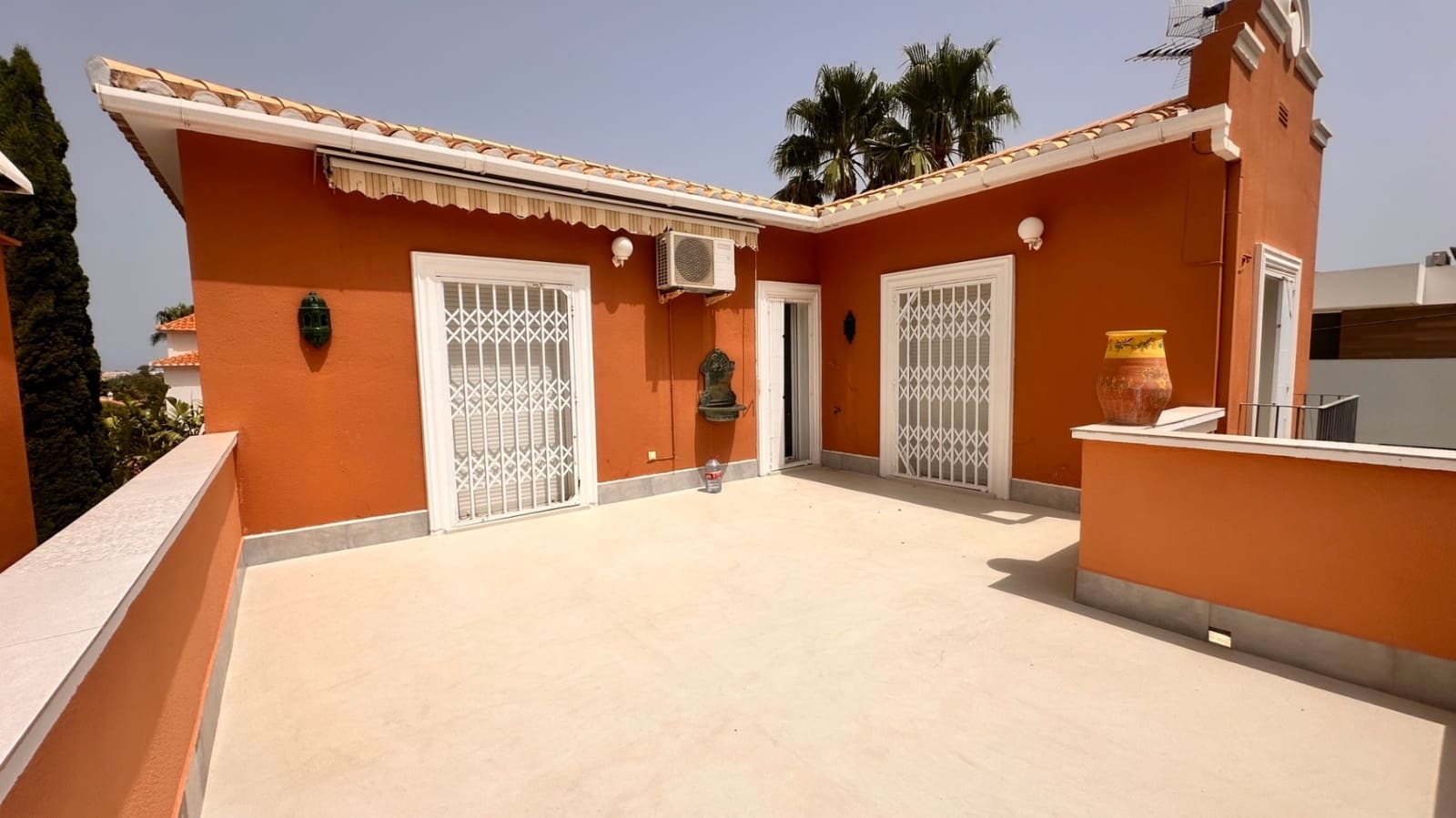 3 sypialnia Willa na sprzedaż w Denia z basenem garażem - 742 000 € (Ref: 10009994)