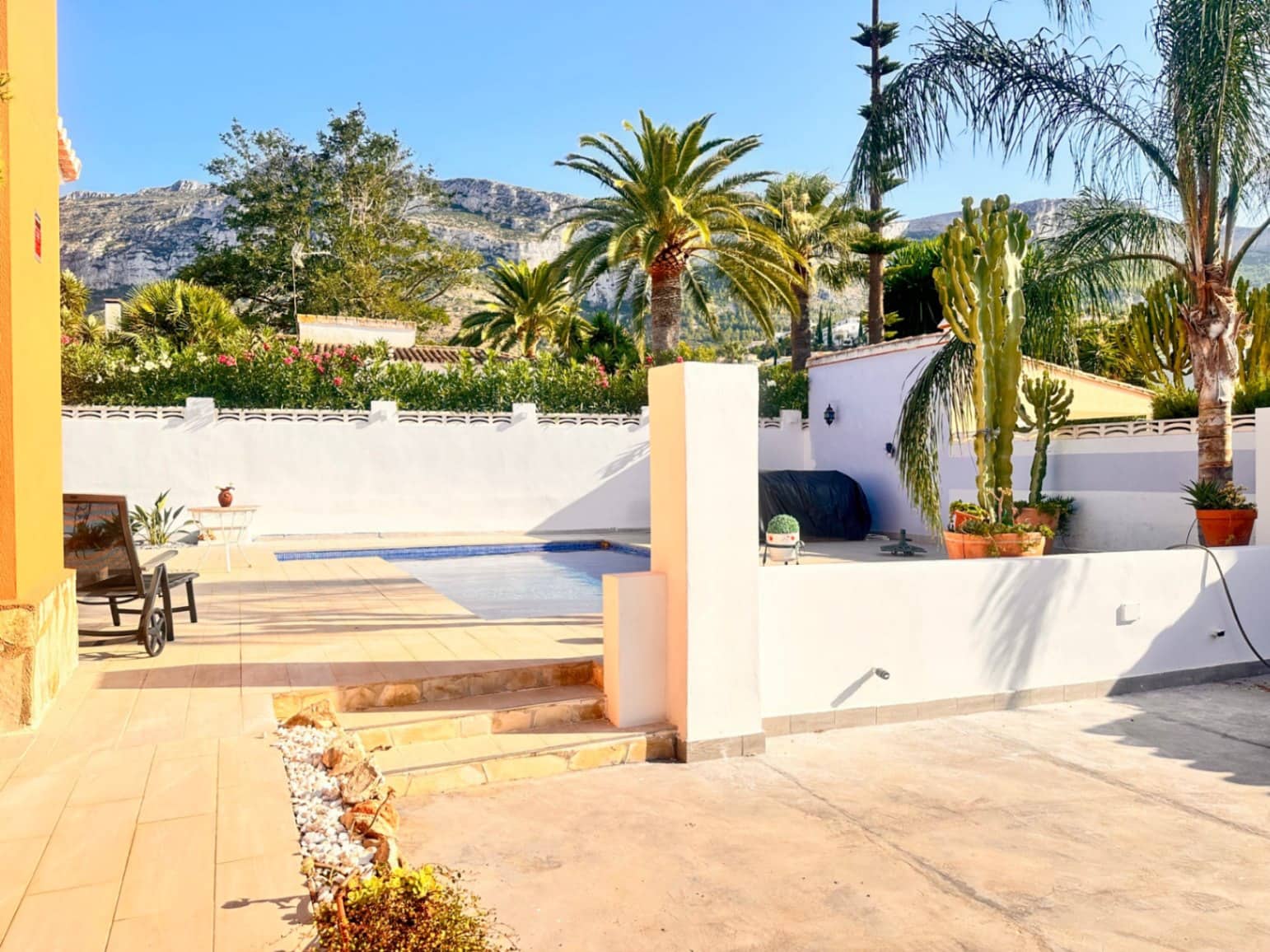 3 sypialnia Willa na sprzedaż w Denia z basenem garażem - 742 000 € (Ref: 10009994)