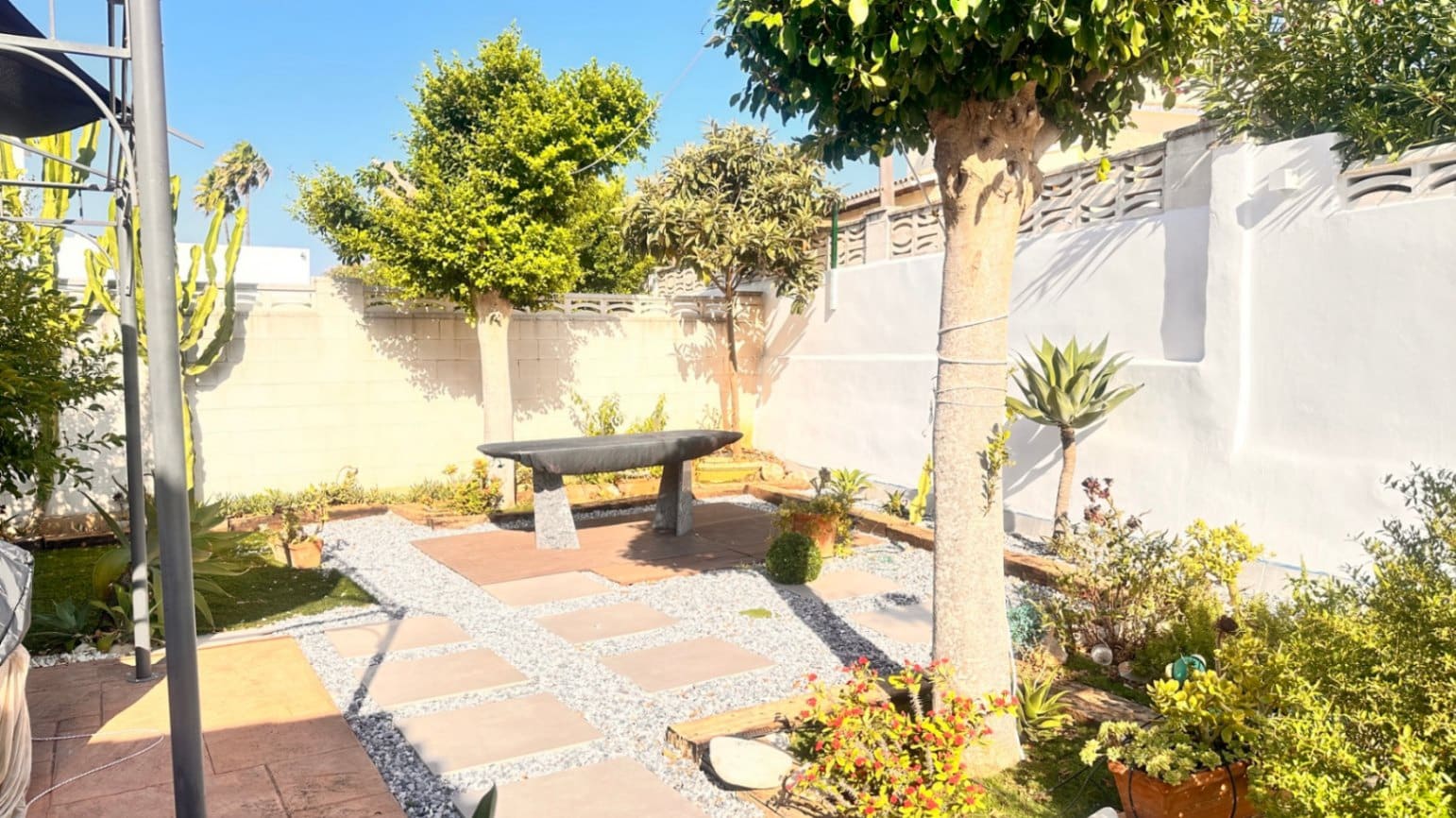 3 sypialnia Willa na sprzedaż w Denia z basenem garażem - 742 000 € (Ref: 10009994)