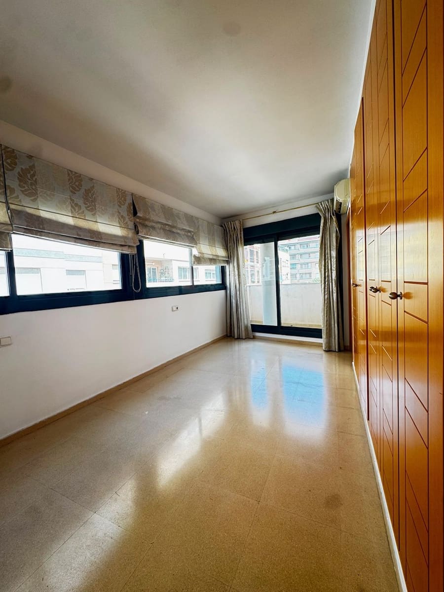 3 chambre Appartement à vendre à Denia - 273 000 € (Ref: 10009995)