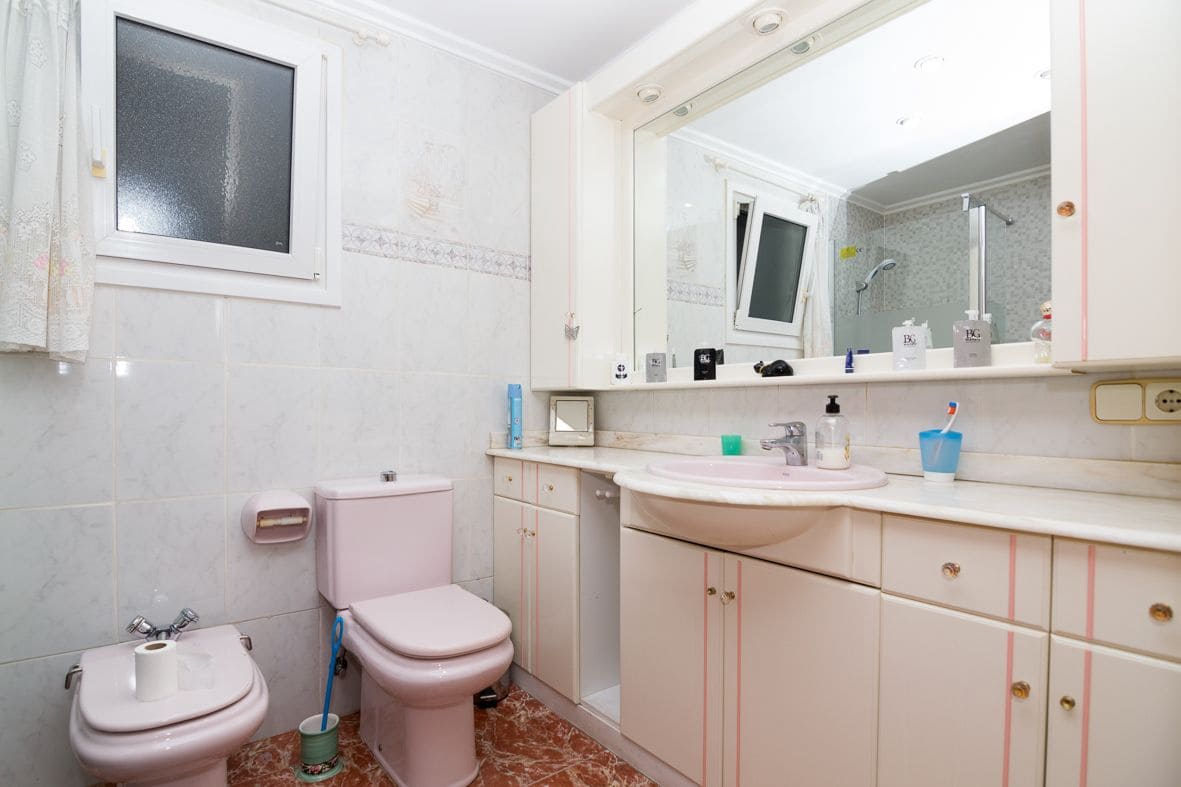 2 bedroom Flat for sale in Denia - € 181,000 (Ref: 10009997)
