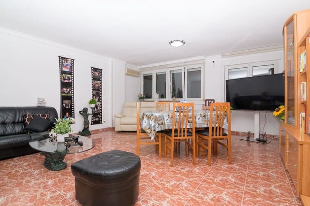 2 bedroom Flat for sale in Centro Urbano, Dénia - € 181,000 (Ref: 10009997)