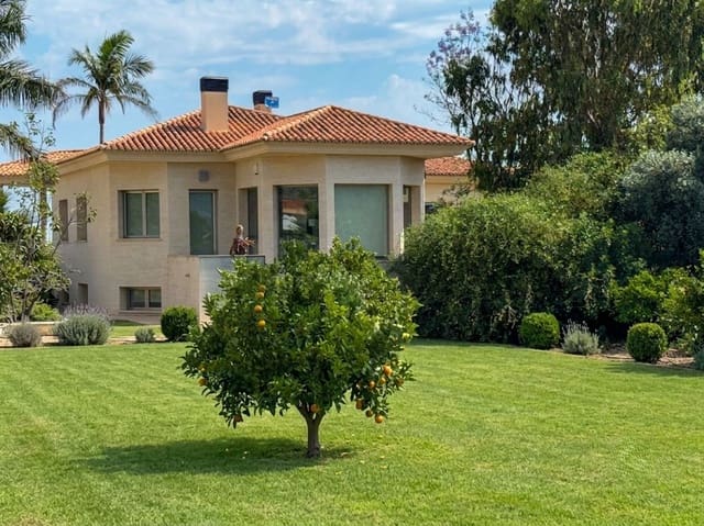 4 soveværelse Villa til salg i El Vergel / Verger med swimmingpool garage - € 795.000 (Ref: 10009998)