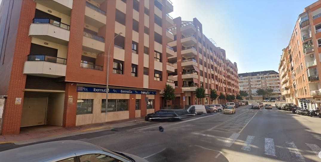 2 bedroom Flat for sale in Denia - € 285,000 (Ref: 10010004)