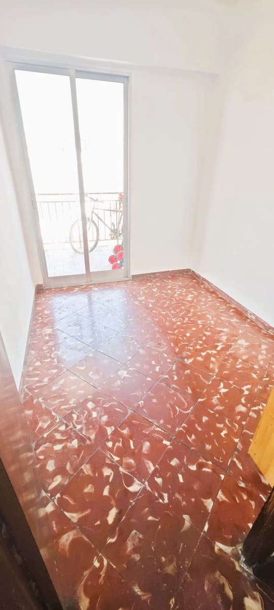 Piso de 4 habitaciones en Dénia en venta con garaje - 189.000 € (Ref: 10010005)