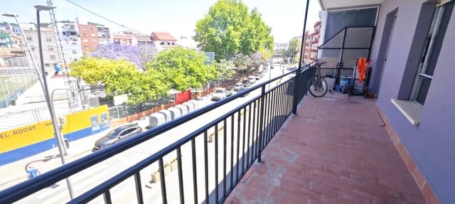 Piso de 4 habitaciones en Centro Urbano, Dénia en venta con garaje - 189.000 € (Ref: 10010005)