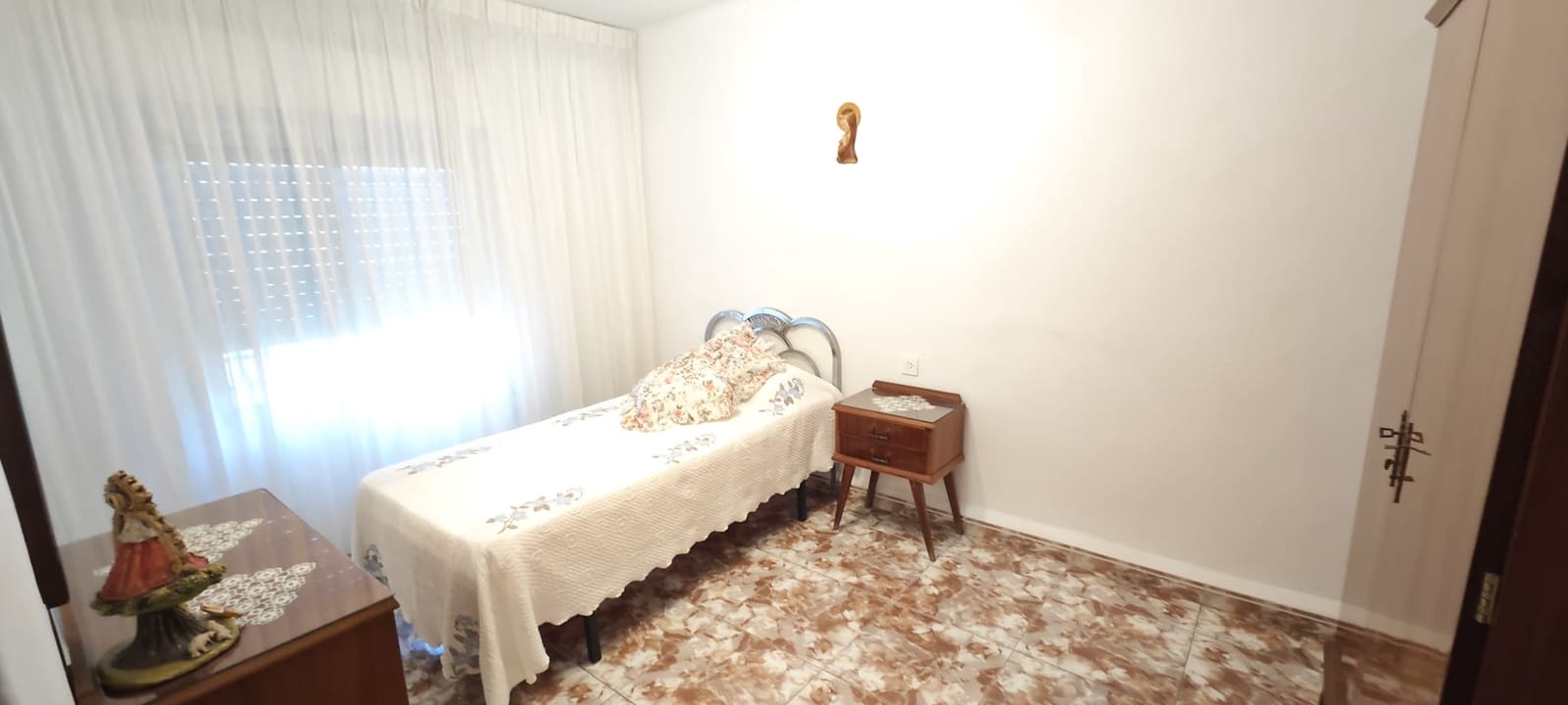 Piso de 3 habitaciones en Dénia en venta - 182.000 € (Ref: 10010008)
