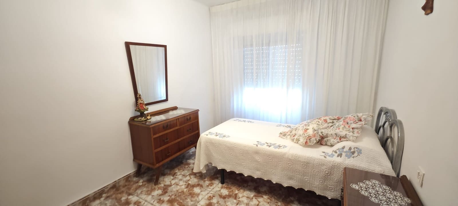 Piso de 3 habitaciones en Dénia en venta - 182.000 € (Ref: 10010008)