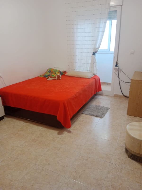 Piso de 3 habitaciones en Dénia en venta - 241.000 € (Ref: 10010009)
