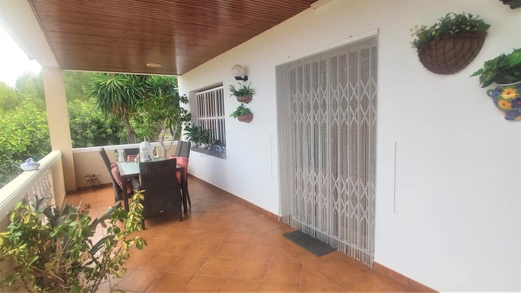 5 bedroom Finca/Country House for sale in Pedreguer with garage - € 580,000 (Ref: 10010012)