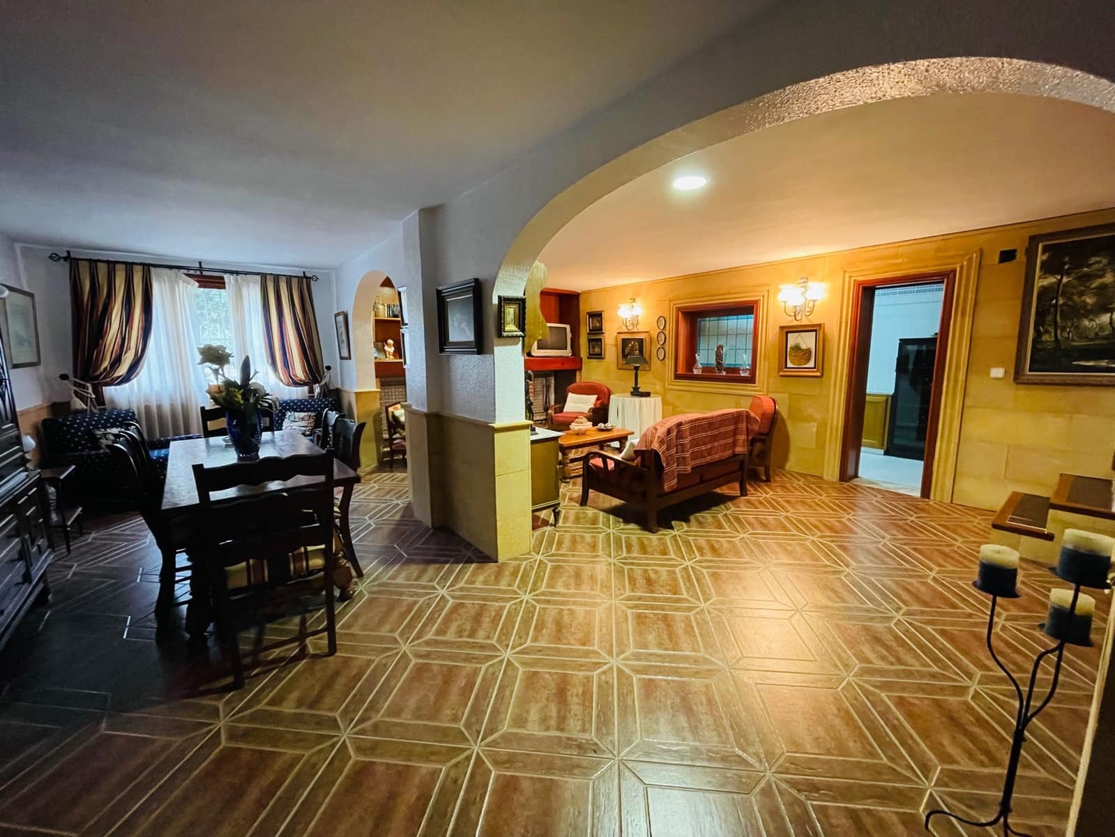 5 bedroom Finca/Country House for sale in Pedreguer with garage - € 580,000 (Ref: 10010012)