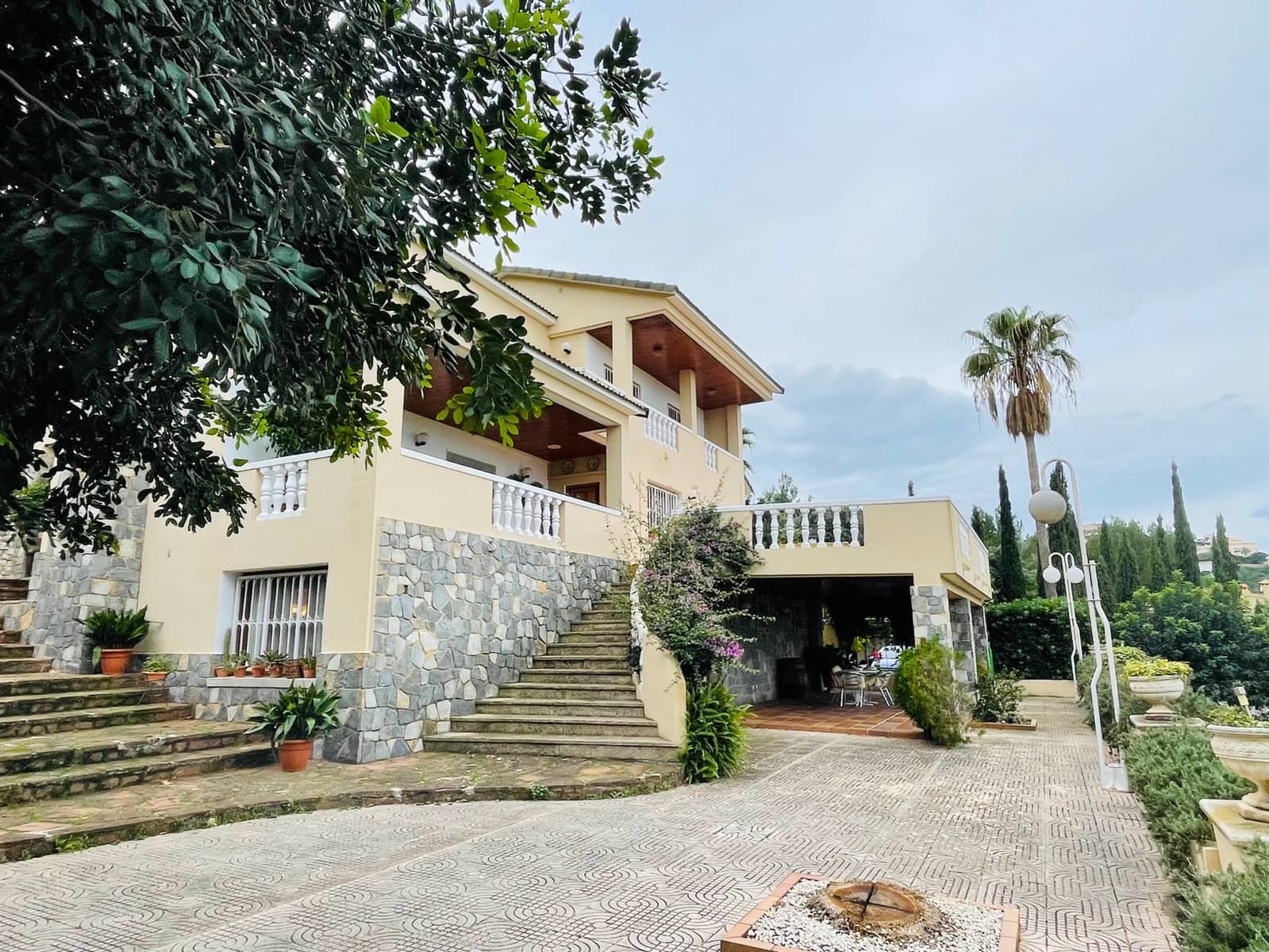 5 bedroom Finca/Country House for sale in Pedreguer with garage - € 580,000 (Ref: 10010012)