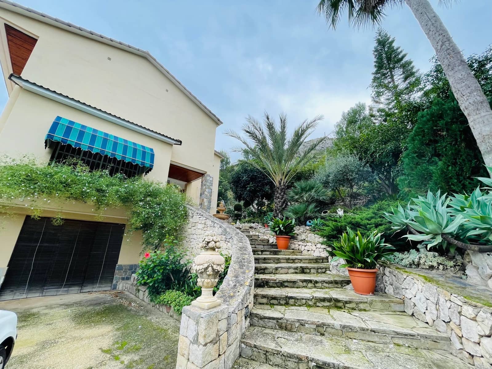 5 bedroom Finca/Country House for sale in Pedreguer with garage - € 580,000 (Ref: 10010012)