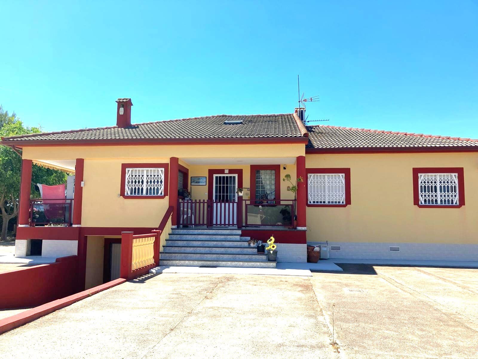 5 quarto Quinta/Casa Rural para venda em Els Poblets com piscina garagem - 850 000 € (Ref: 10010013)