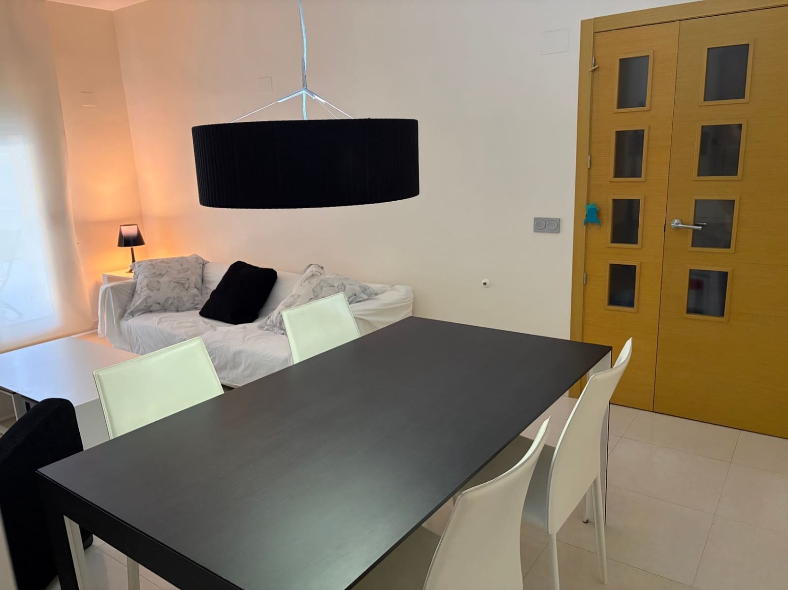 Appartement de 2 chambres à louer à Denia avec piscine garage - 900 € (Ref: 10010016)
