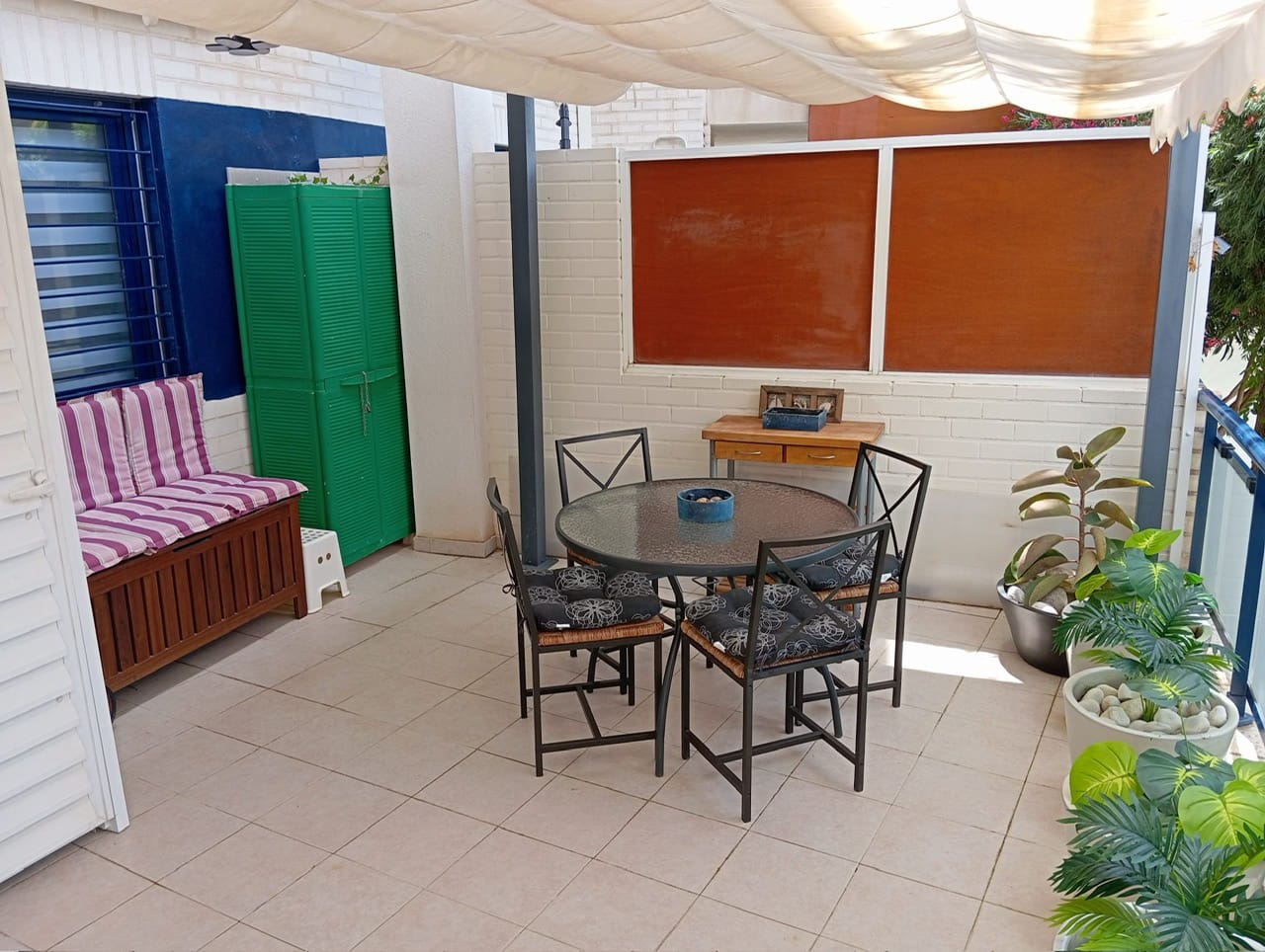 Apartamento de 2 habitaciones en Dénia en venta con piscina - 370.000 € (Ref: 10010019)