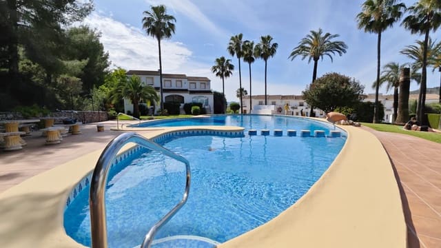 3 chambre Maison de Ville à vendre à Pedreguer avec piscine garage - 330 000 € (Ref: 10010021)