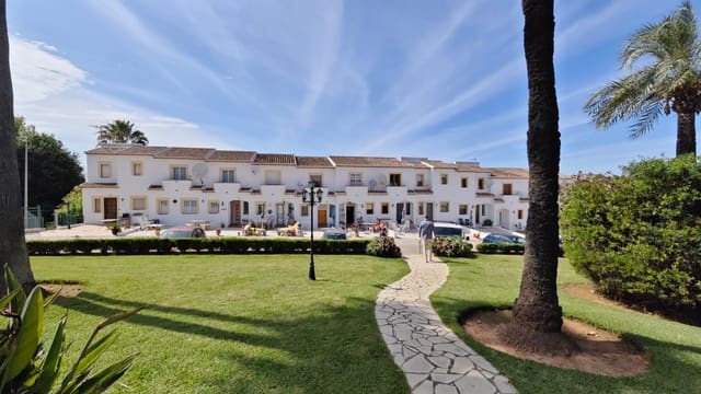 3 chambre Maison de Ville à vendre à Pedreguer avec piscine garage - 330 000 € (Ref: 10010021)