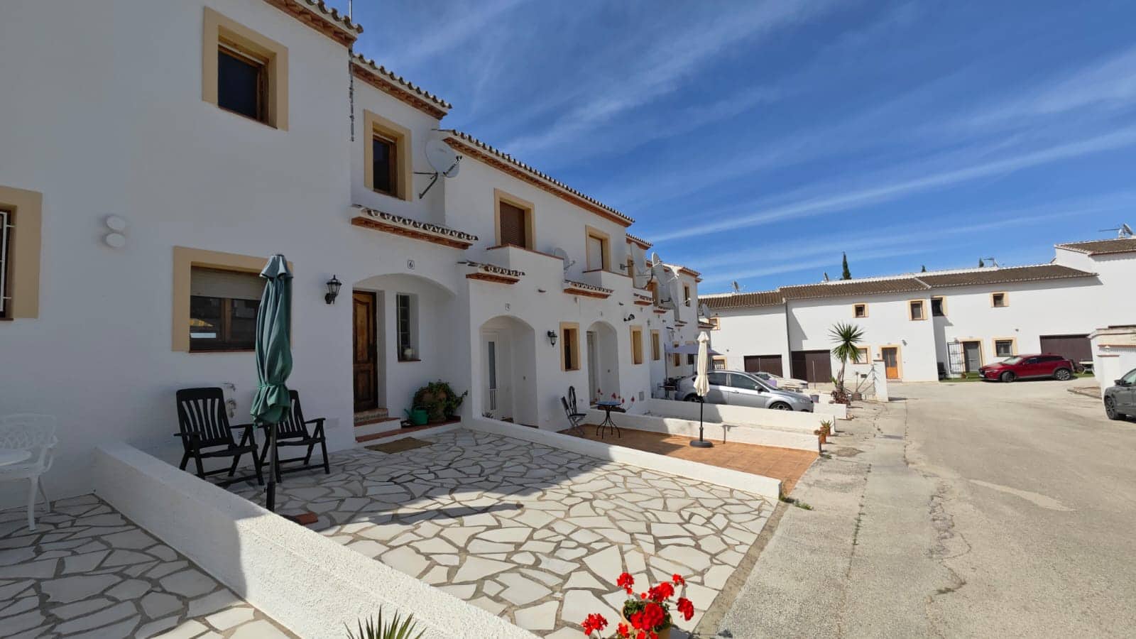 3 chambre Maison de Ville à vendre à Pedreguer avec piscine garage - 330 000 € (Ref: 10010021)