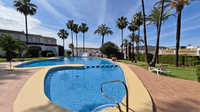 3 chambre Maison de Ville à vendre à Pedreguer avec piscine garage - 330 000 € (Ref: 10010021)