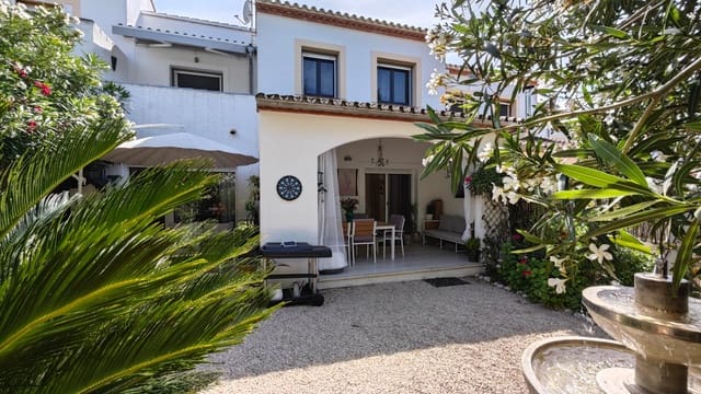 3 chambre Maison de Ville à vendre à Pedreguer avec piscine garage - 330 000 € (Ref: 10010021)