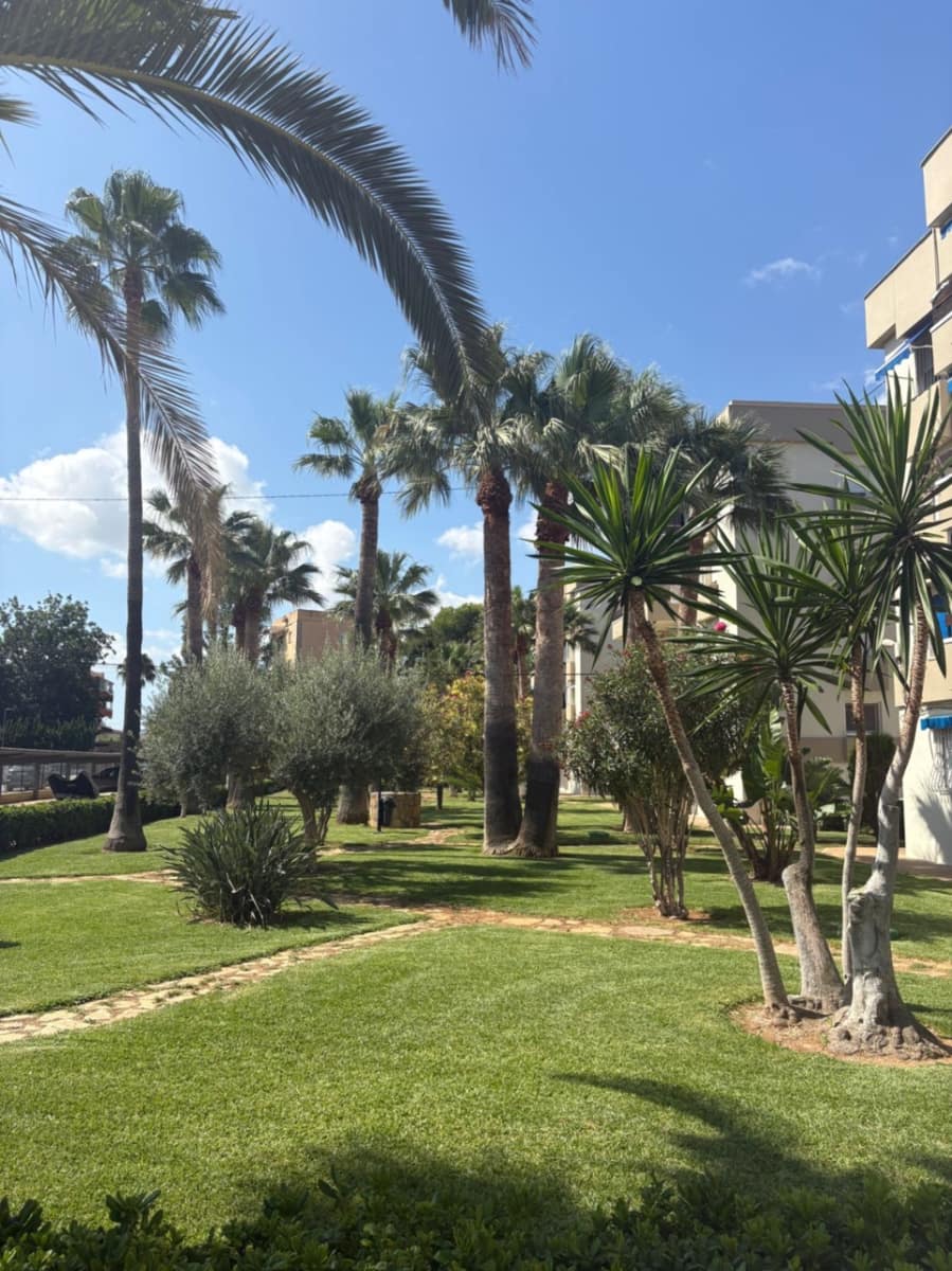 4 bedroom Beach Apartment for sale in Denia with garage - € 339,000 (Ref: 10010022)