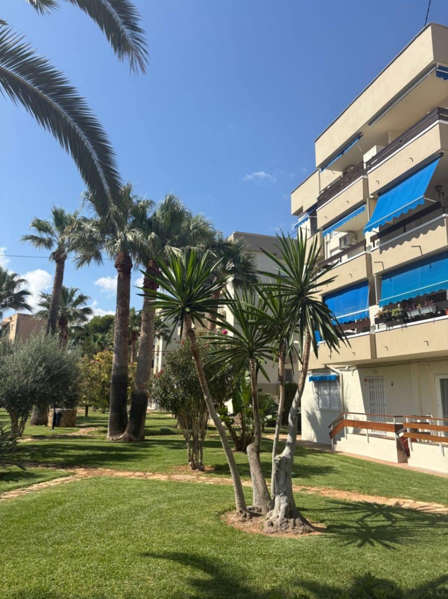 4 bedroom Beach Apartment for sale in Denia with garage - € 339,000 (Ref: 10010022)