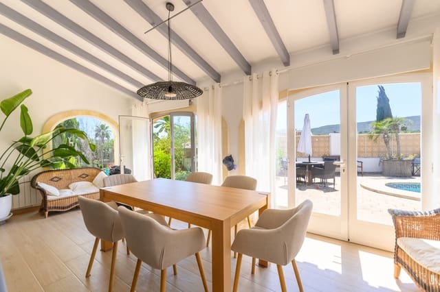 3 Zimmer Villa zu verkaufen in Javea / Xàbia mit Pool Garage - 860.000 € (Ref: 10098958)