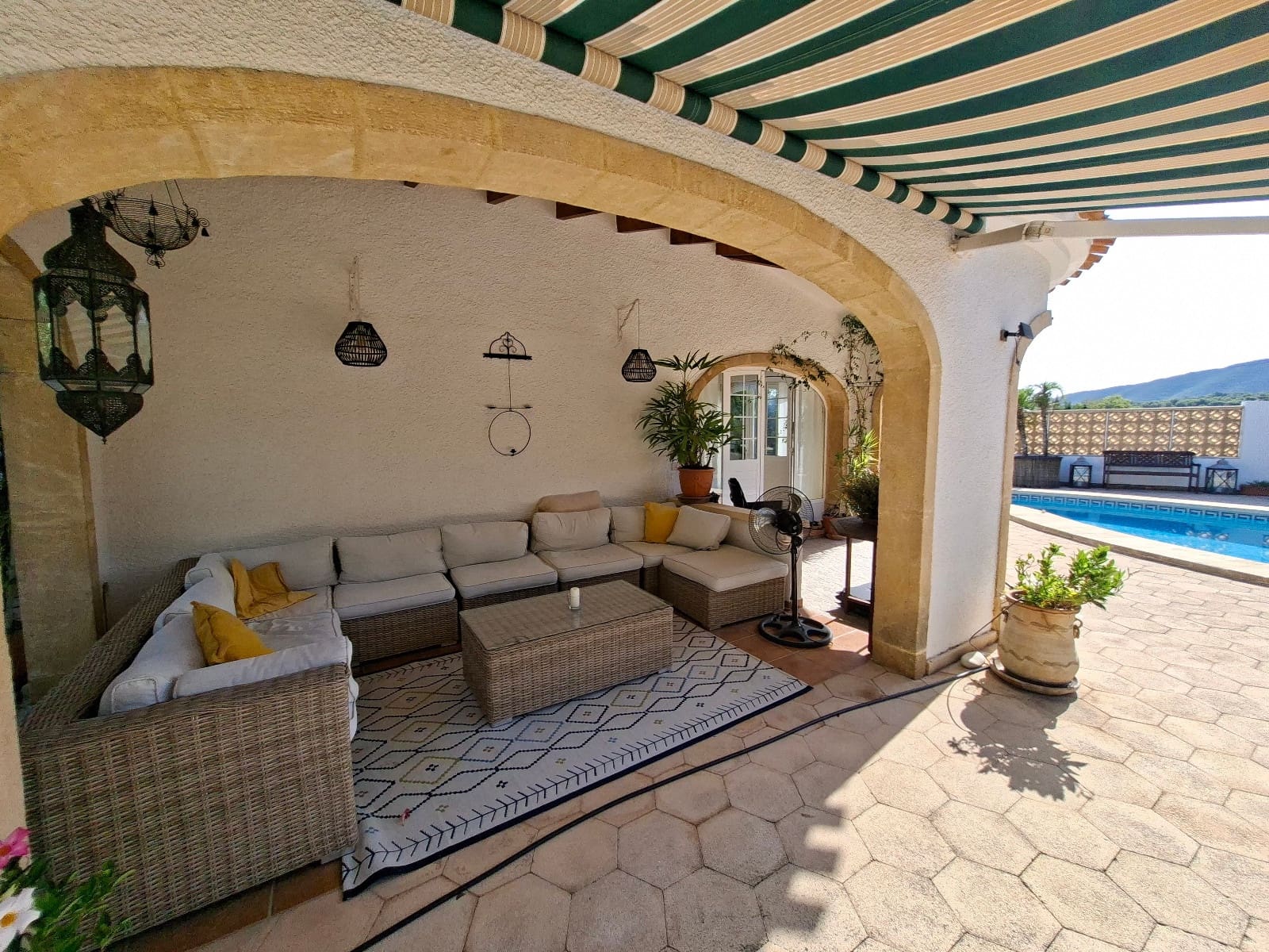 3 Zimmer Villa zu verkaufen in Javea / Xabia mit Pool Garage - 860.000 € (Ref: 10098958)