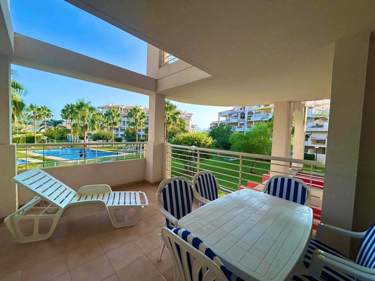 2 sovrum Lägenhet till salu i Denia med pool - 344 600 € (Ref: 10098959)