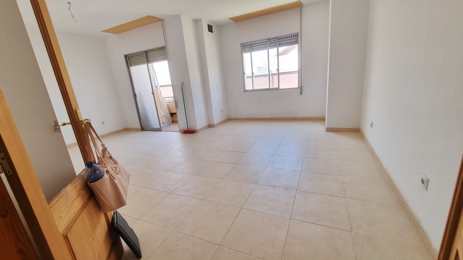 5 bedroom Flat for sale in Ondara - € 199,000 (Ref: 10098963)