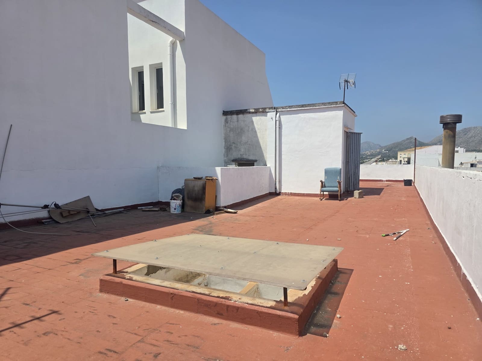 5 bedroom Flat for sale in Ondara - € 199,000 (Ref: 10098963)