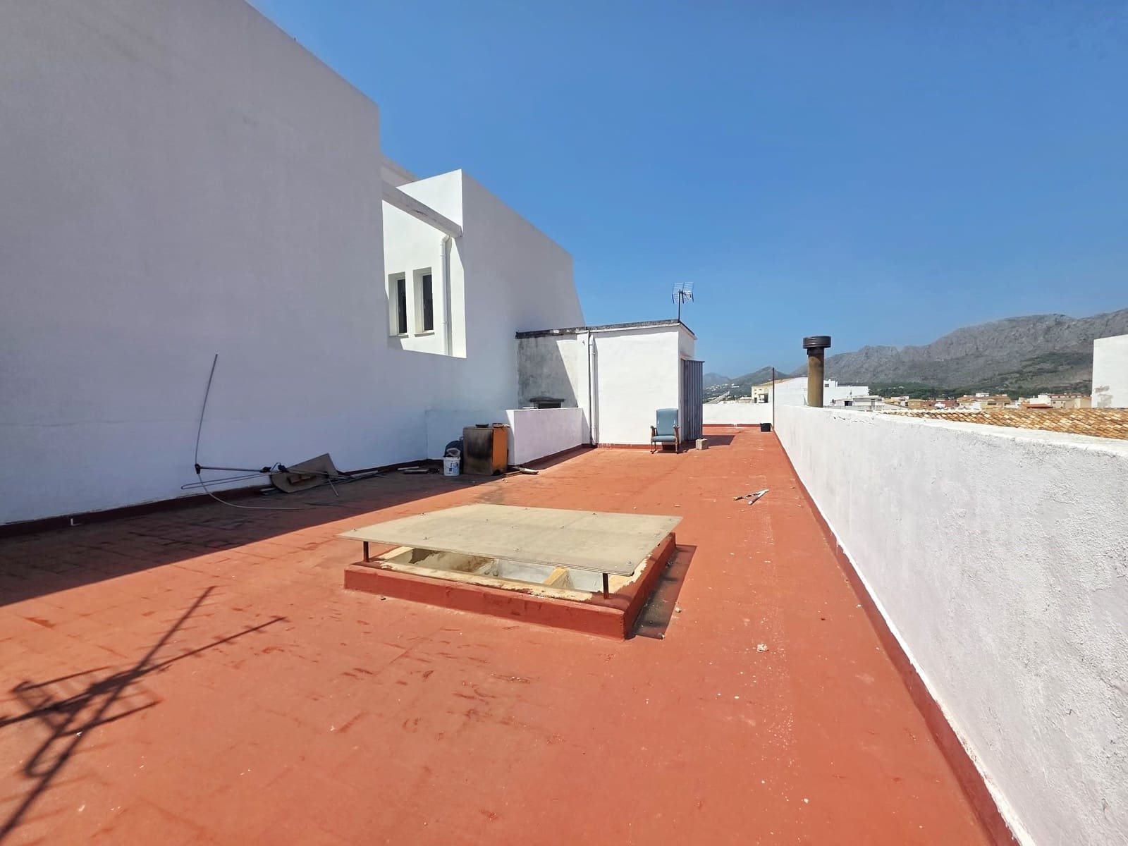 5 bedroom Flat for sale in Ondara - € 199,000 (Ref: 10098963)