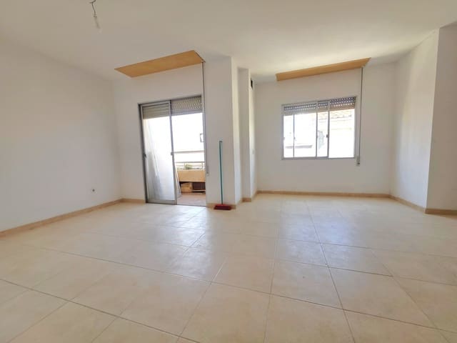 5 bedroom Flat for sale in Ondara - € 199,000 (Ref: 10098963)
