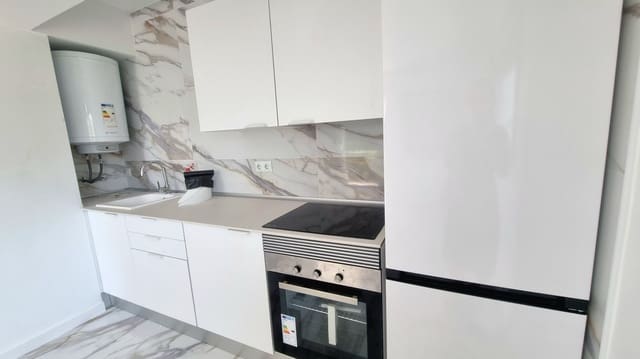 1 sovrum Strandlägenhet till salu i Dénia med garage - 159 000 € (Ref: 10098969)