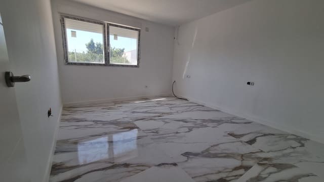1 sovrum Strandlägenhet till salu i Dénia med garage - 159 000 € (Ref: 10098969)