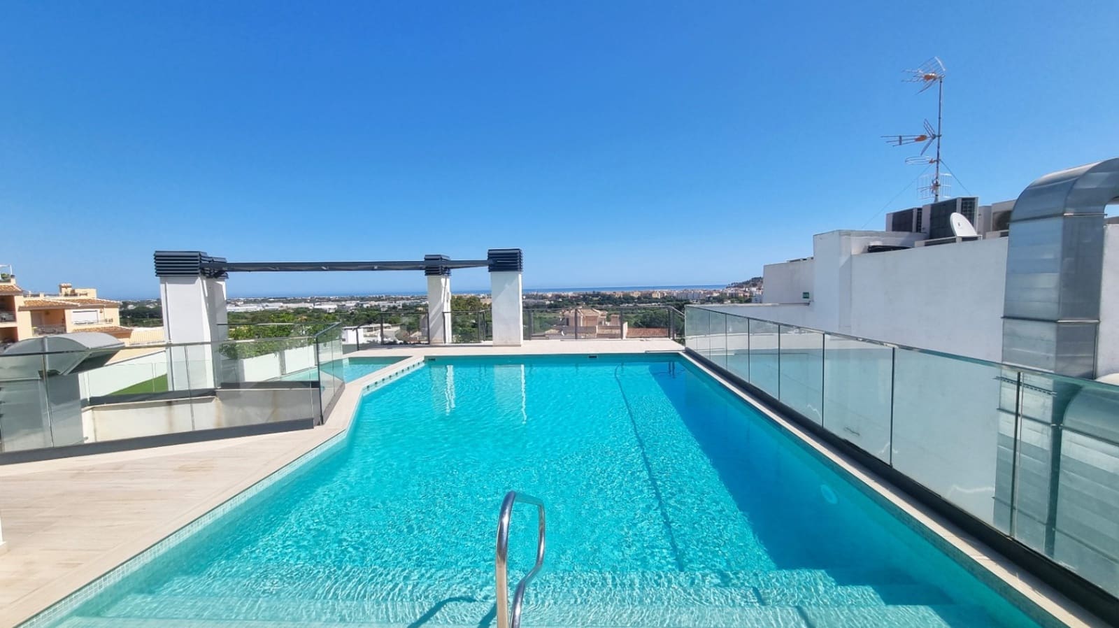 3 quarto Apartamento para venda em Denia com piscina garagem - 430 000 € (Ref: 10098972)