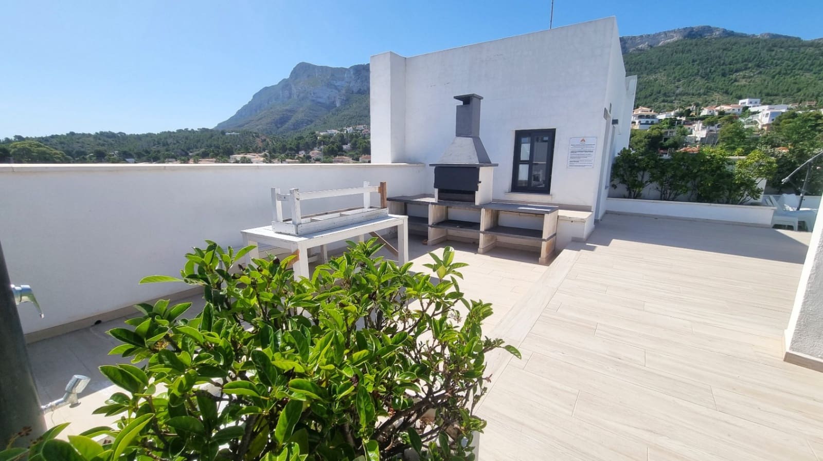 3 quarto Apartamento para venda em Denia com piscina garagem - 430 000 € (Ref: 10098972)