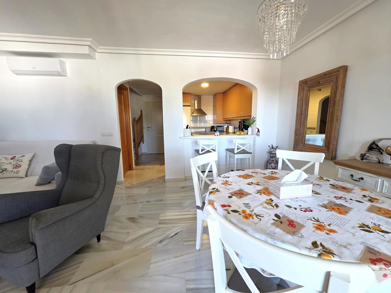 2 soveværelse Lejlighed til salg i Denia med swimmingpool garage - € 297.000 (Ref: 10098973)