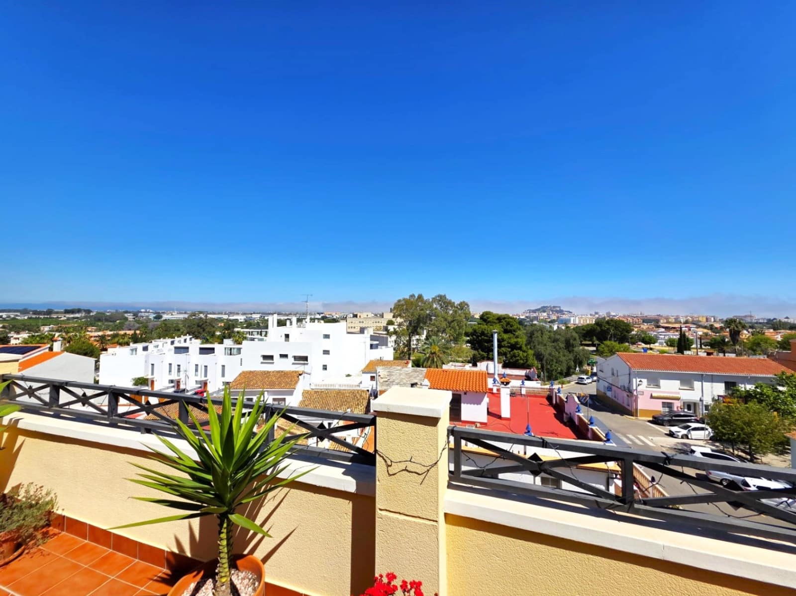 2 soveværelse Lejlighed til salg i Denia med swimmingpool garage - € 297.000 (Ref: 10098973)