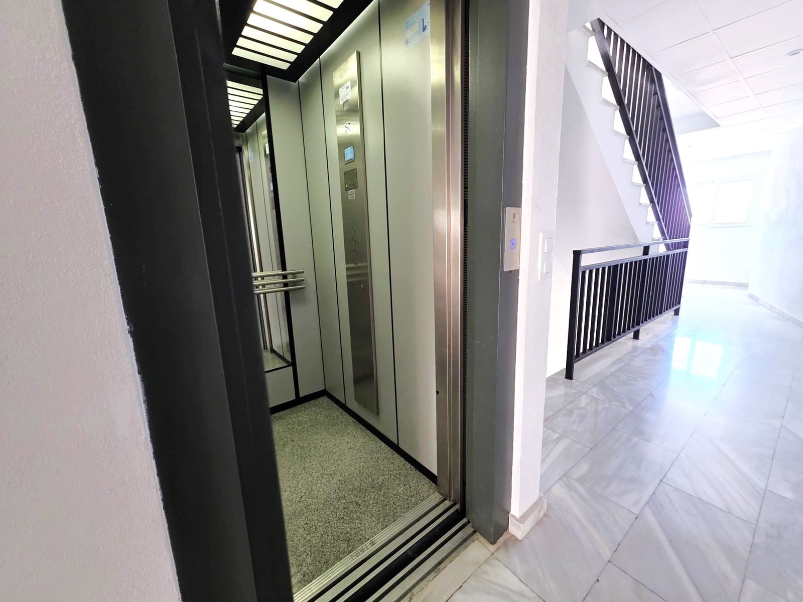 2 soveværelse Lejlighed til salg i Denia med swimmingpool garage - € 297.000 (Ref: 10098973)
