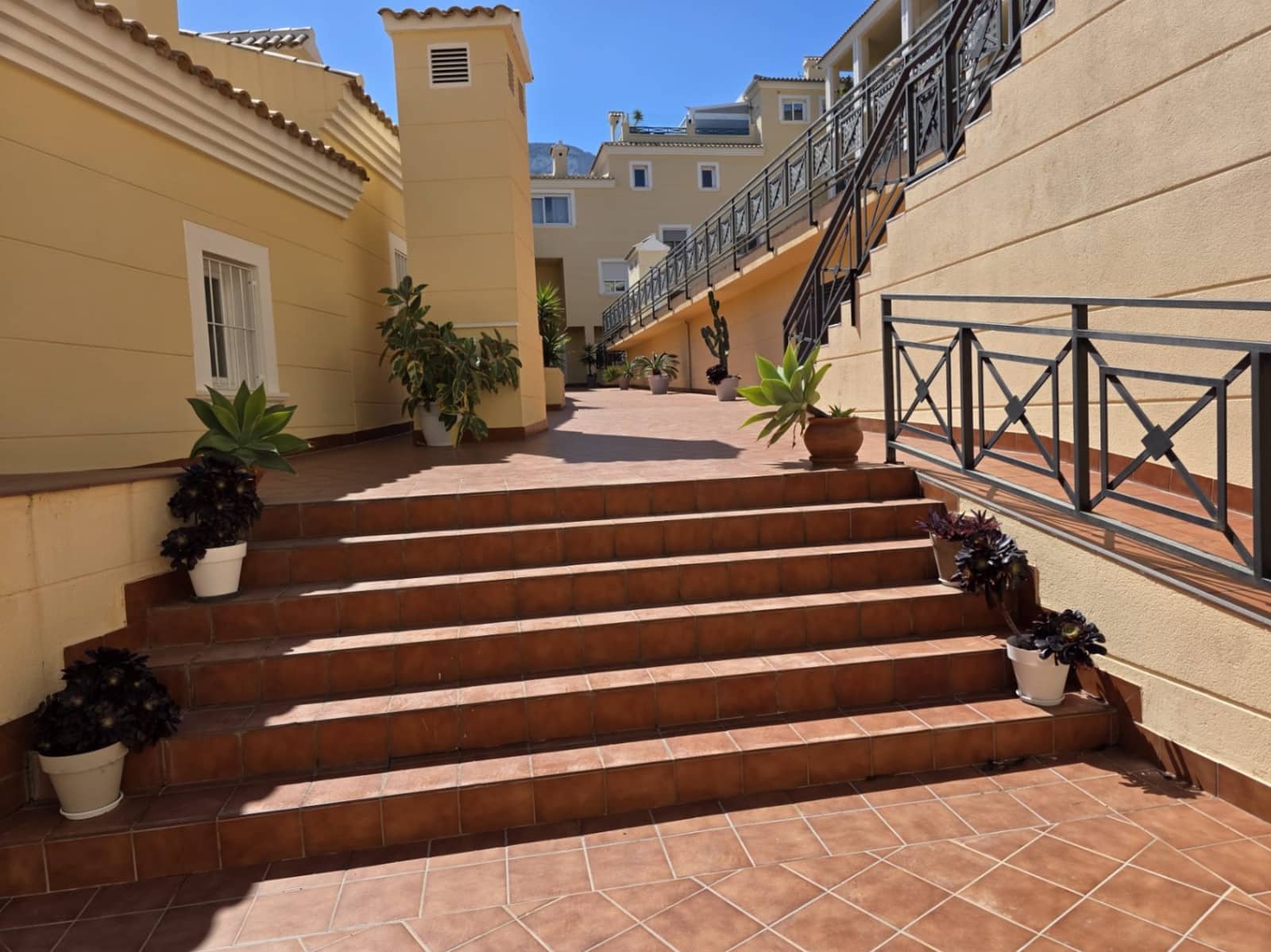 2 soveværelse Lejlighed til salg i Denia med swimmingpool garage - € 297.000 (Ref: 10098973)