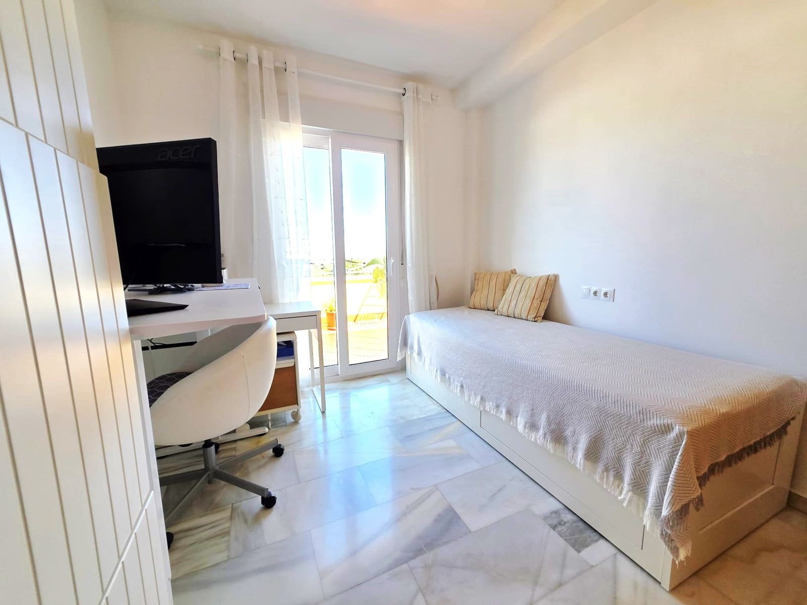 2 soveværelse Lejlighed til salg i Denia med swimmingpool garage - € 297.000 (Ref: 10098973)