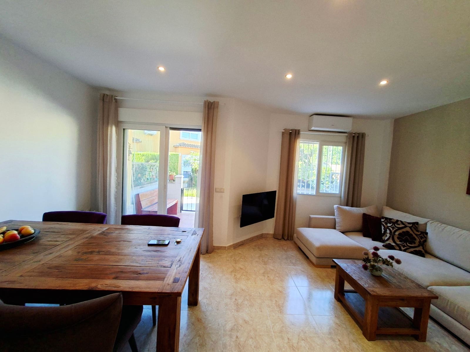 3 slaapkamer Rijtjeshuis te koop in Els Poblets met zwembad garage - € 295.000 (Ref: 10127405)
