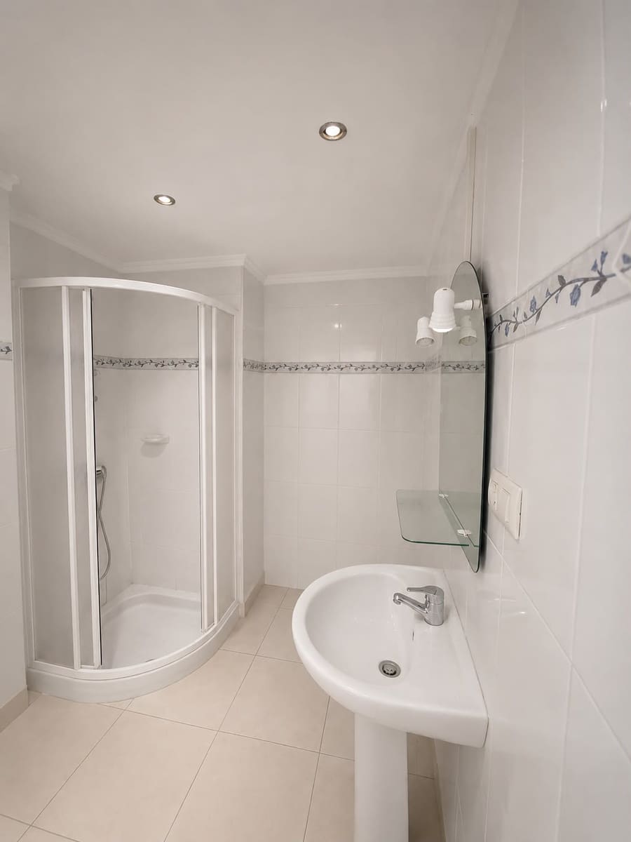 3 bedroom Flat for sale in Oliva - € 155,400 (Ref: 10130720)