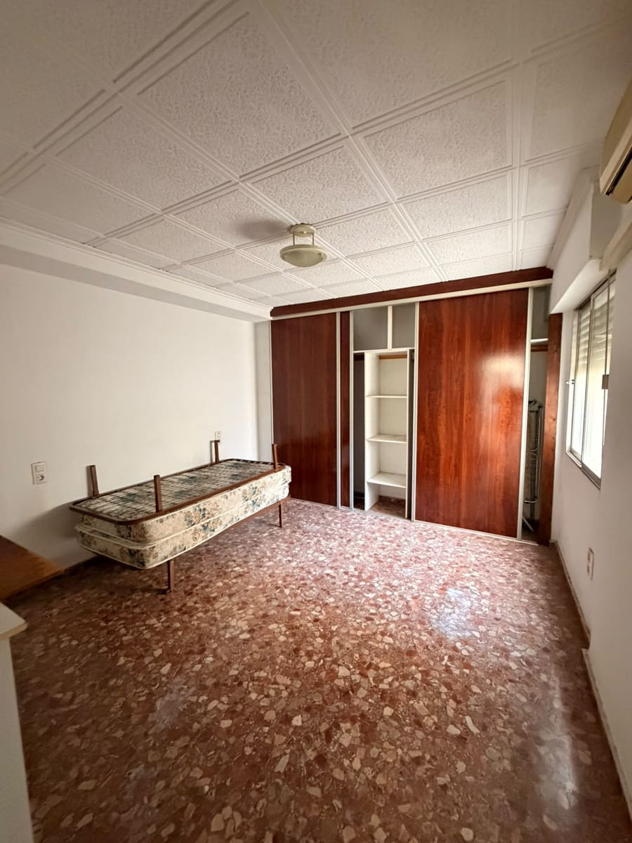 3 bedroom Flat for sale in Oliva - € 155,400 (Ref: 10130720)