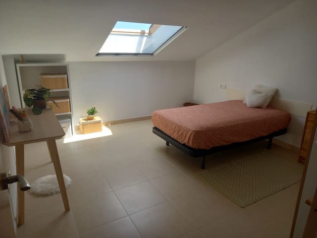 2 soveværelse Penthouse til salg i Pedreguer med swimmingpool - € 199.000 (Ref: 10136683)