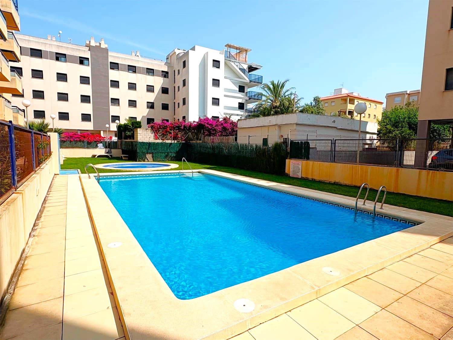 Apartamento Playa de 2 habitaciones en Benissa en venta con piscina - 179.000 € (Ref: 10136686)