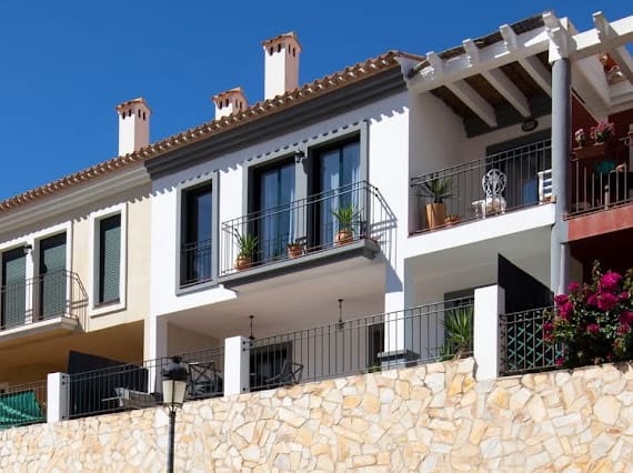 3 soveværelse Byhus til salg i Llosa de Camacho med swimmingpool garage - € 237.000 (Ref: 10173004)